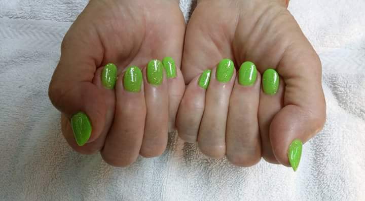 Foco Nails & Spa nail photo 5